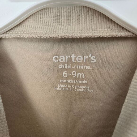 3/$20 Carters Dinosaurs Sleeper  6-9 M - Picture 3 of 4